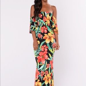 NWOT Banjul Floral Off The Shoulder Dress